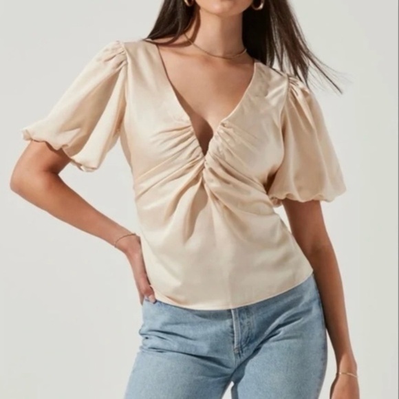 ASTR Satin Puff Sleeve Ruched Deep V Blouse Champagne Boho Top Small NWT - Picture 1 of 10